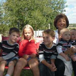 Meet your Posher, Linda